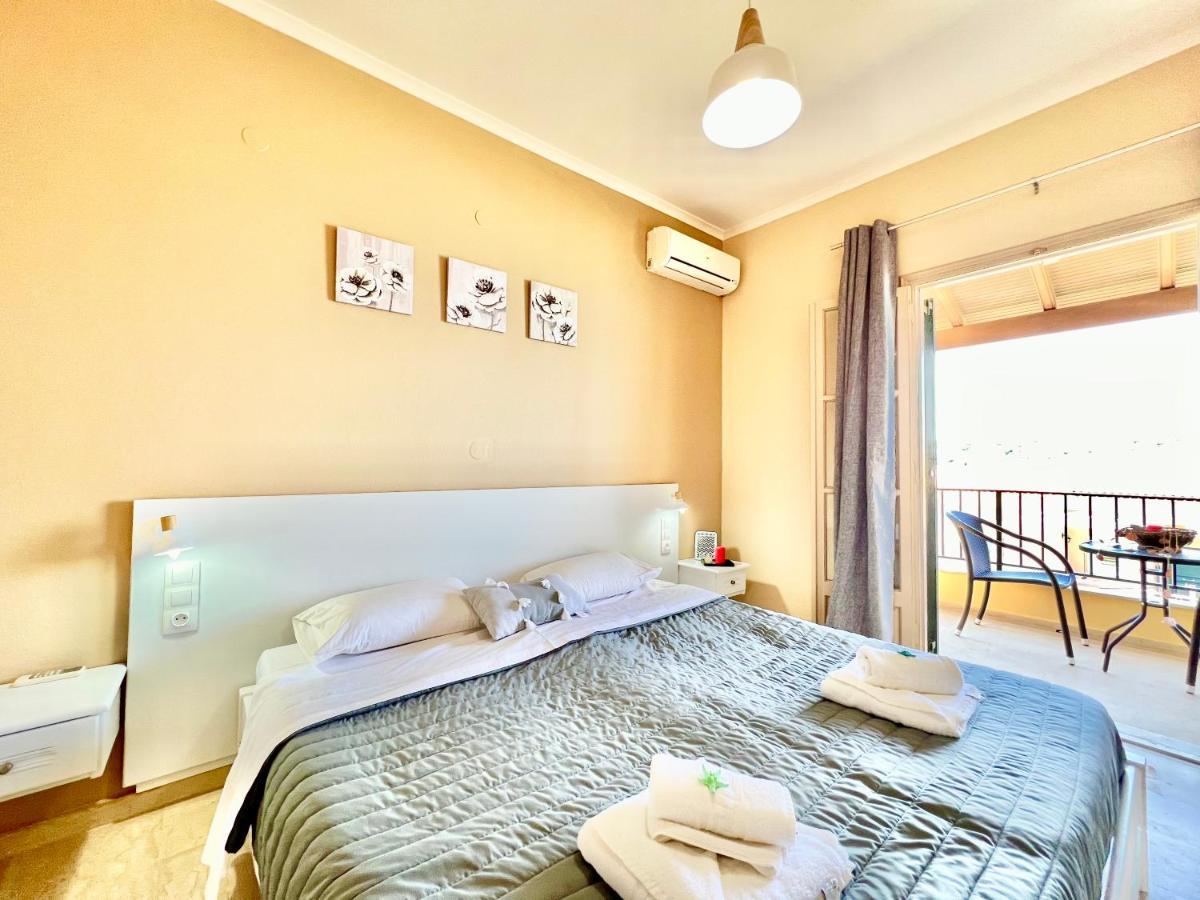 Villa Beachfront Bellevue By Dadovillas Agios Stefanos Avliotes (Corfu)