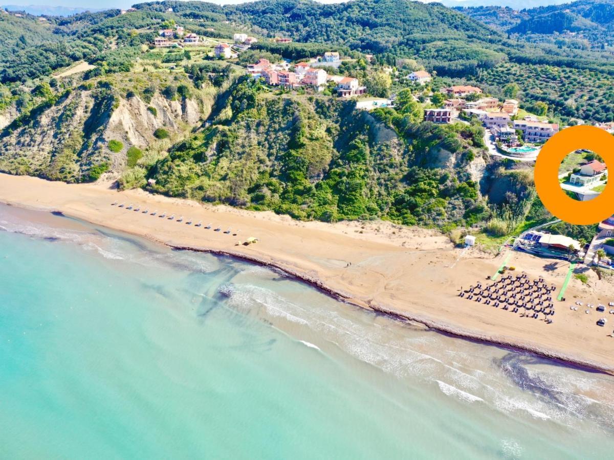 Villa Beachfront Bellevue By Dadovillas