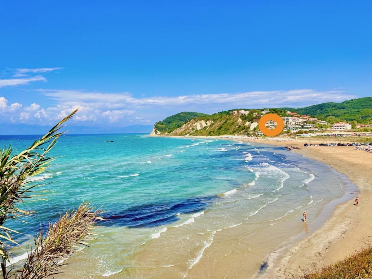 Beachfront Bellevue By Dadovillas *
