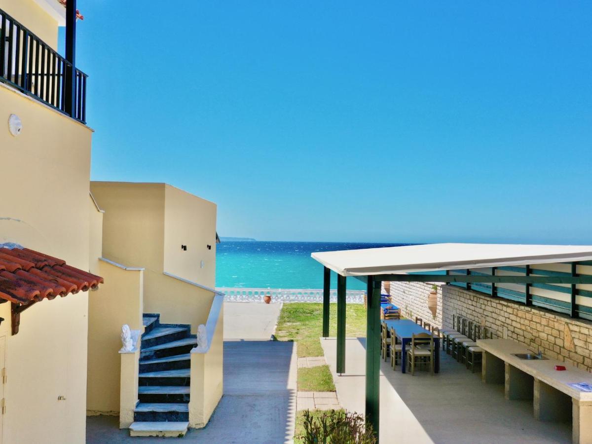 Villa Beachfront Bellevue By Dadovillas