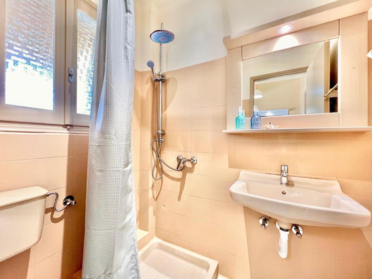 Beachfront Bellevue By Dadovillas * Agios Stefanos Avliotes (Corfu)